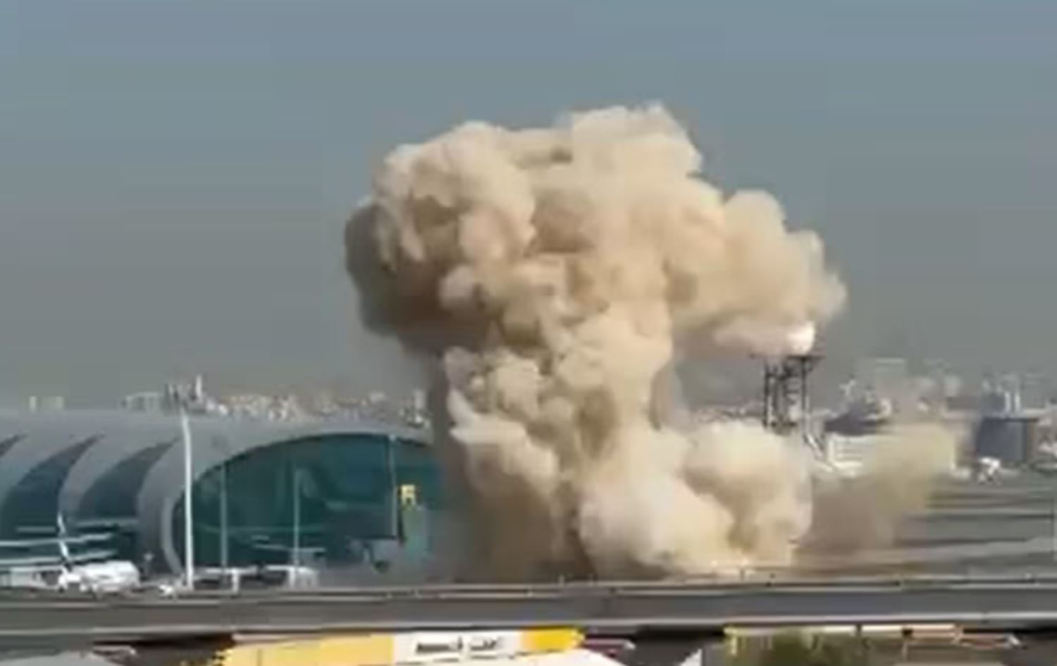 هێرشێکی مووشەکی ئێران بۆ سەر فڕۆکەخانەی دووبەی