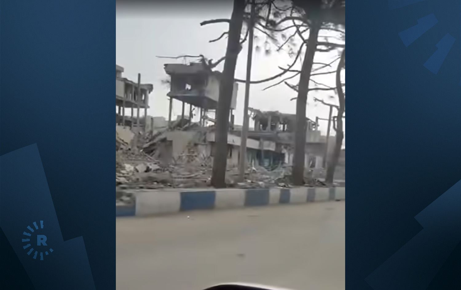 li Urmiyeyê cihekî ku hatiye bombebarankirin / Wêne: Ji vîdeoyê