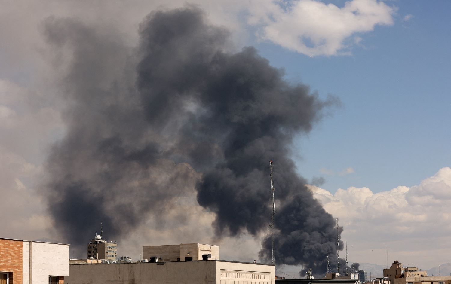 İsrail, Tahran'da birçok noktayı vurdu / Fotoğraf: Reuters 