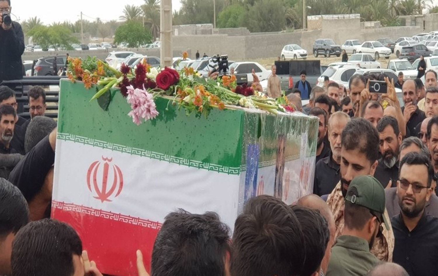 رێوڕەسمی بەخاکسپاردنی تەرمێک لە ئێران