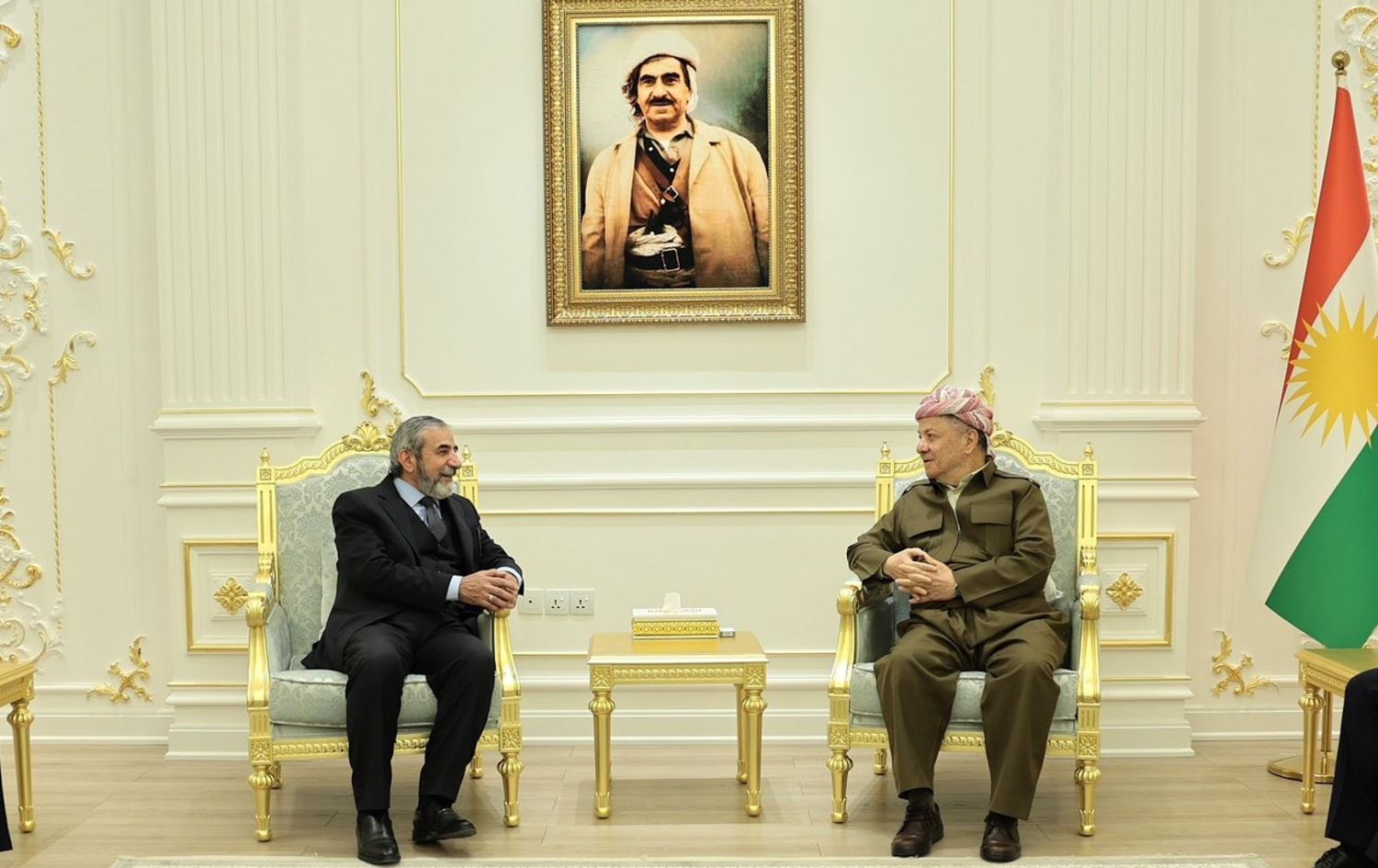 لقاء الرئيس بارزاني مع صلاح الدين بهاء الدين