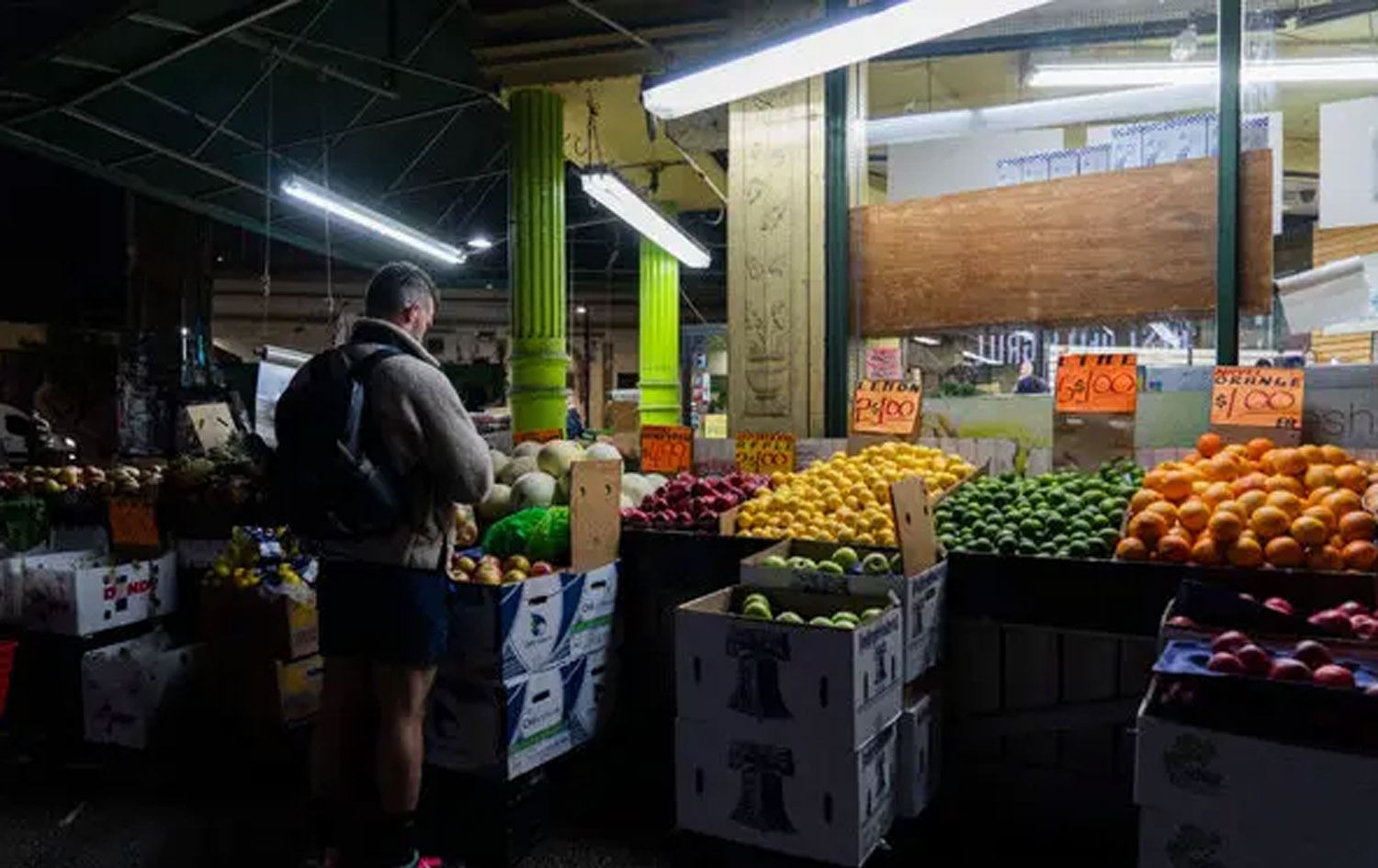 دووکانێکی سەوزە و میوە لە ئێران. وێنە: ئەرشیڤ