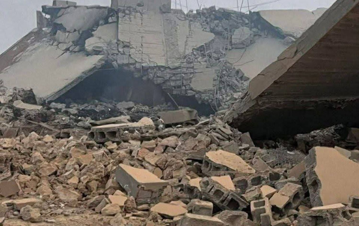 صورة متداولة لموقع الحشد الشعبي المستهدف في عكاشات