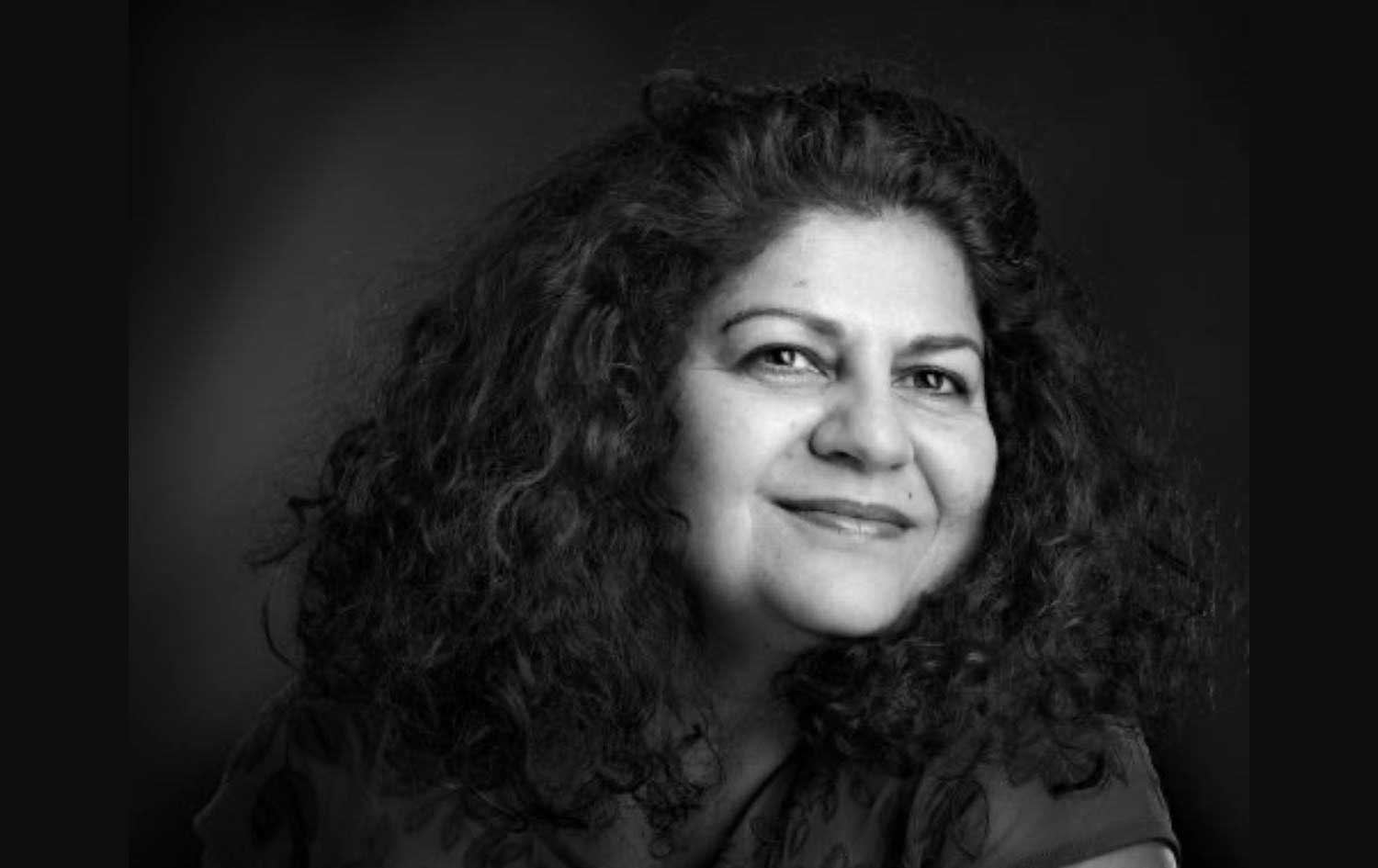 یەنار محەممەد، چالاکڤانی بواری ژنان