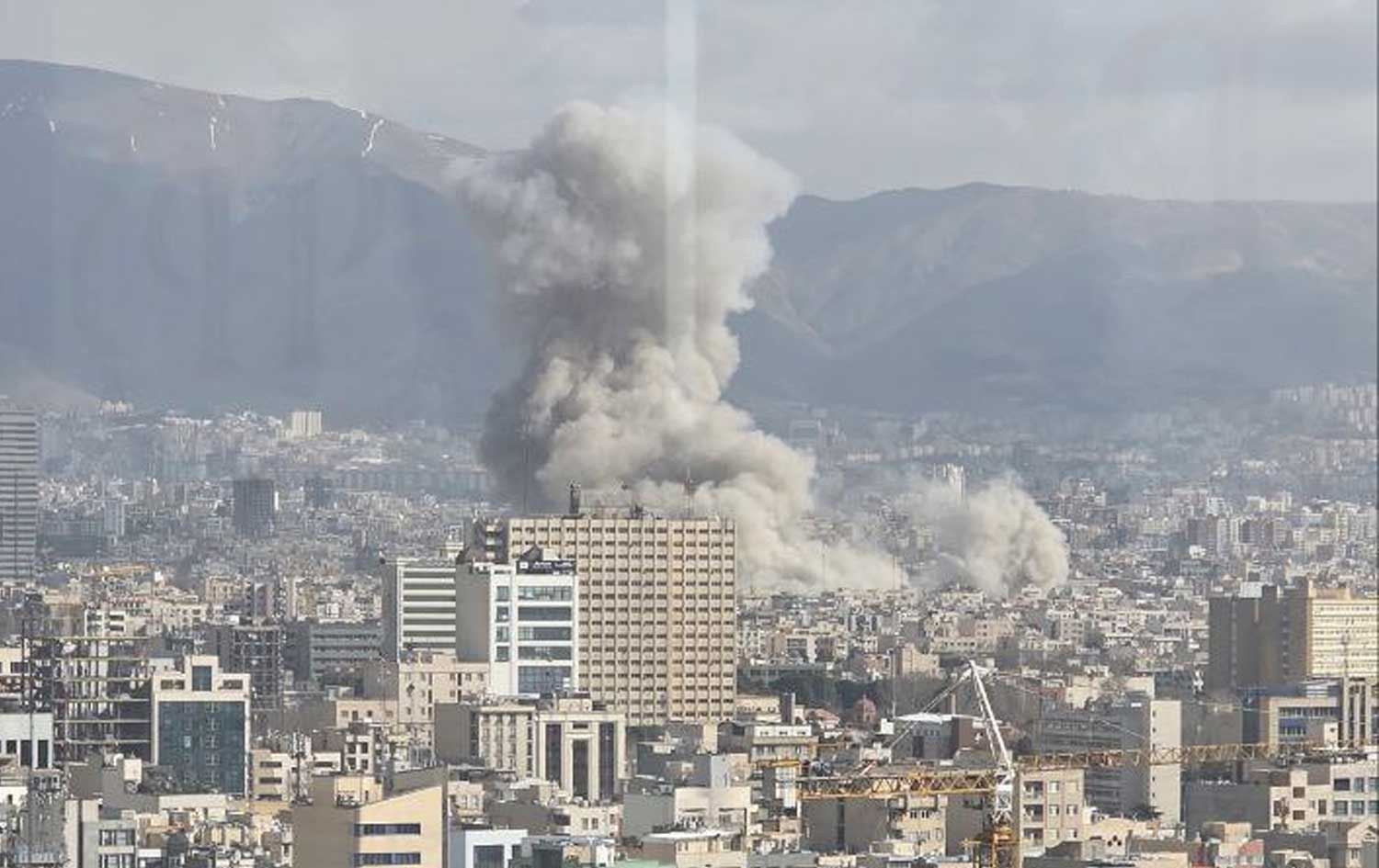 ئێران: زیانلێکەوتووان بە پارەی ئاژاوەچییەکان قەرەبوو دەکەینەوە
