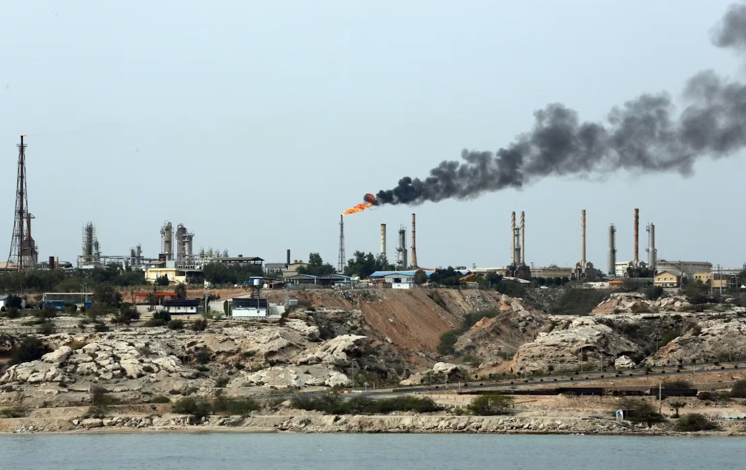 Trump’ın 'Hark Adası' kararının perde arkasında ne var?      