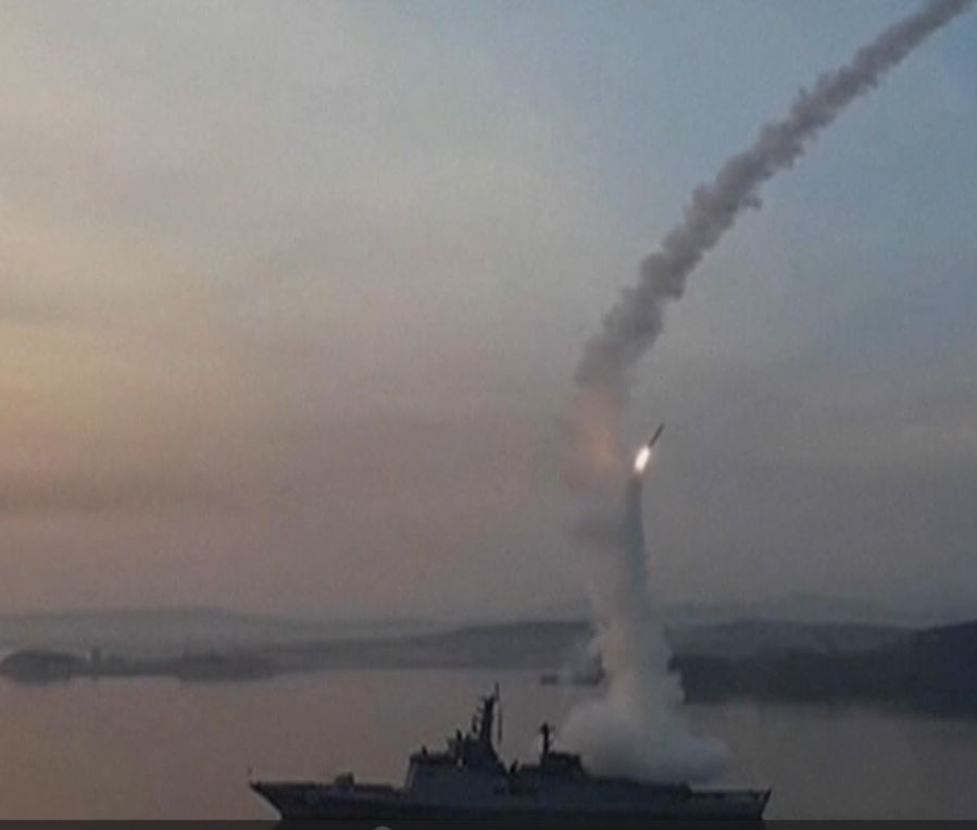 جانب من التجارب 