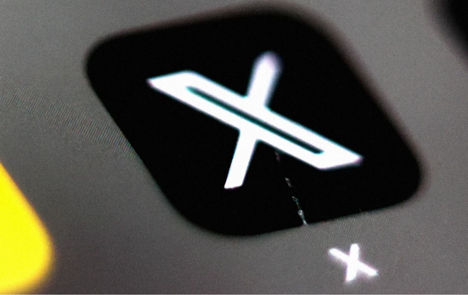 جەنگی ئێران؛ ڤیدیۆ ساختەکانی AI تۆڕی ئێکسیان تەنیوە