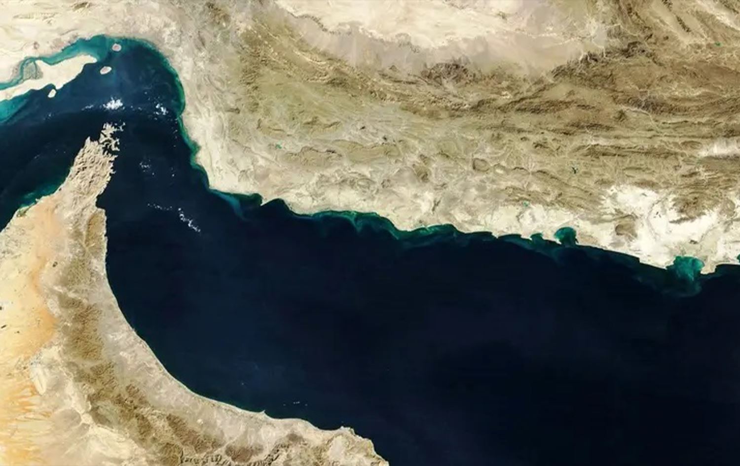 مضيق هرمز - صورة عبر الأقمار الأصطناعية