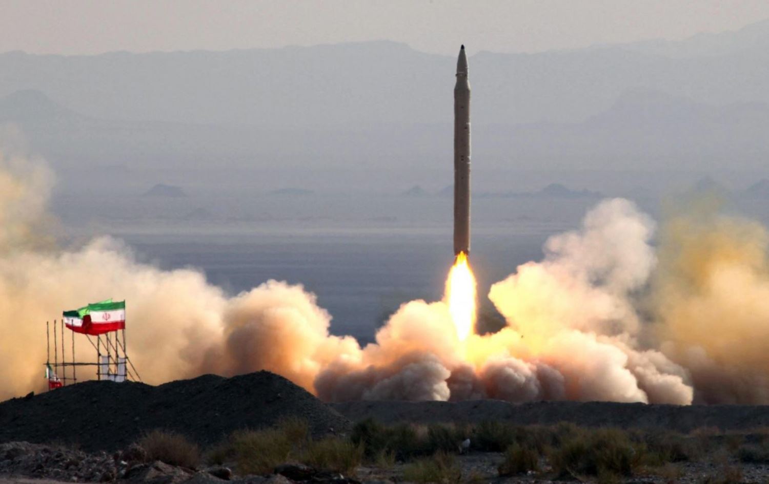 ساتی هەڵدانی مووشەکی ئێڕانی. وێنەکە تەنیا بۆ روونکردنەوەی هەواڵەکەیە 