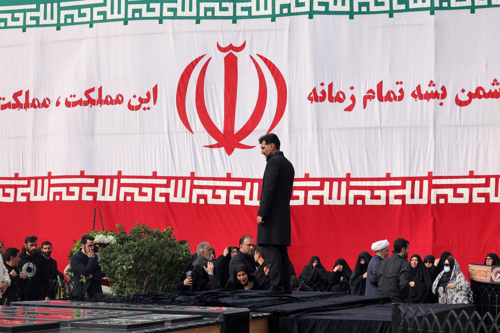 شیوەنی کەسوکاری ژمارەیەک کوژراو لە ئێران