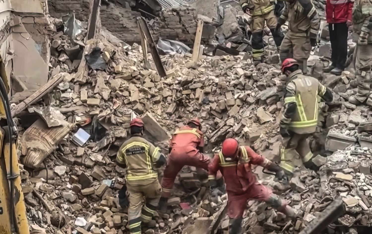بەشێک لە شارەکانی ئێران و رۆژهەلاتی کوردستان بە چڕی بۆردوومان کران