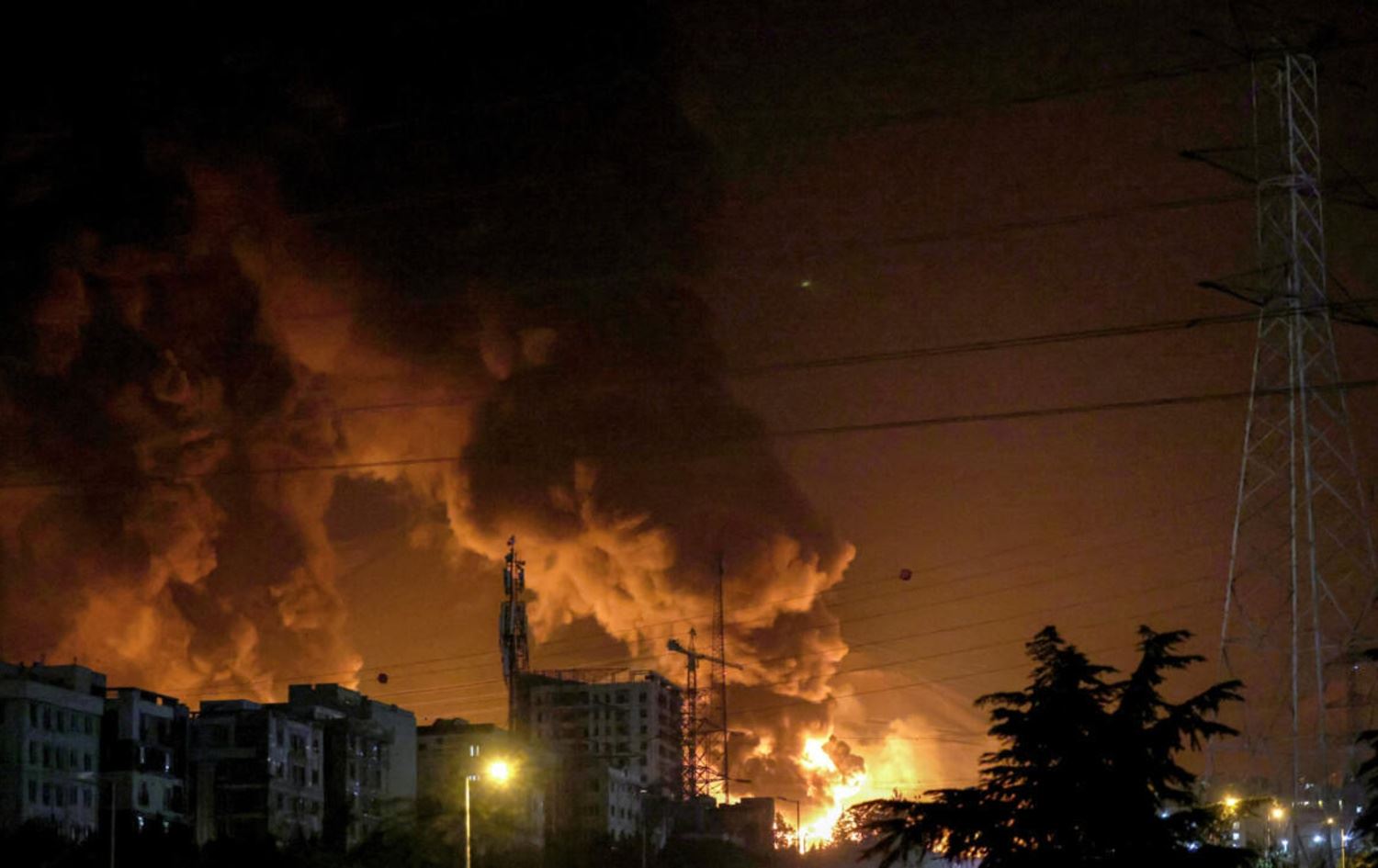 قصف اميركي على طهران