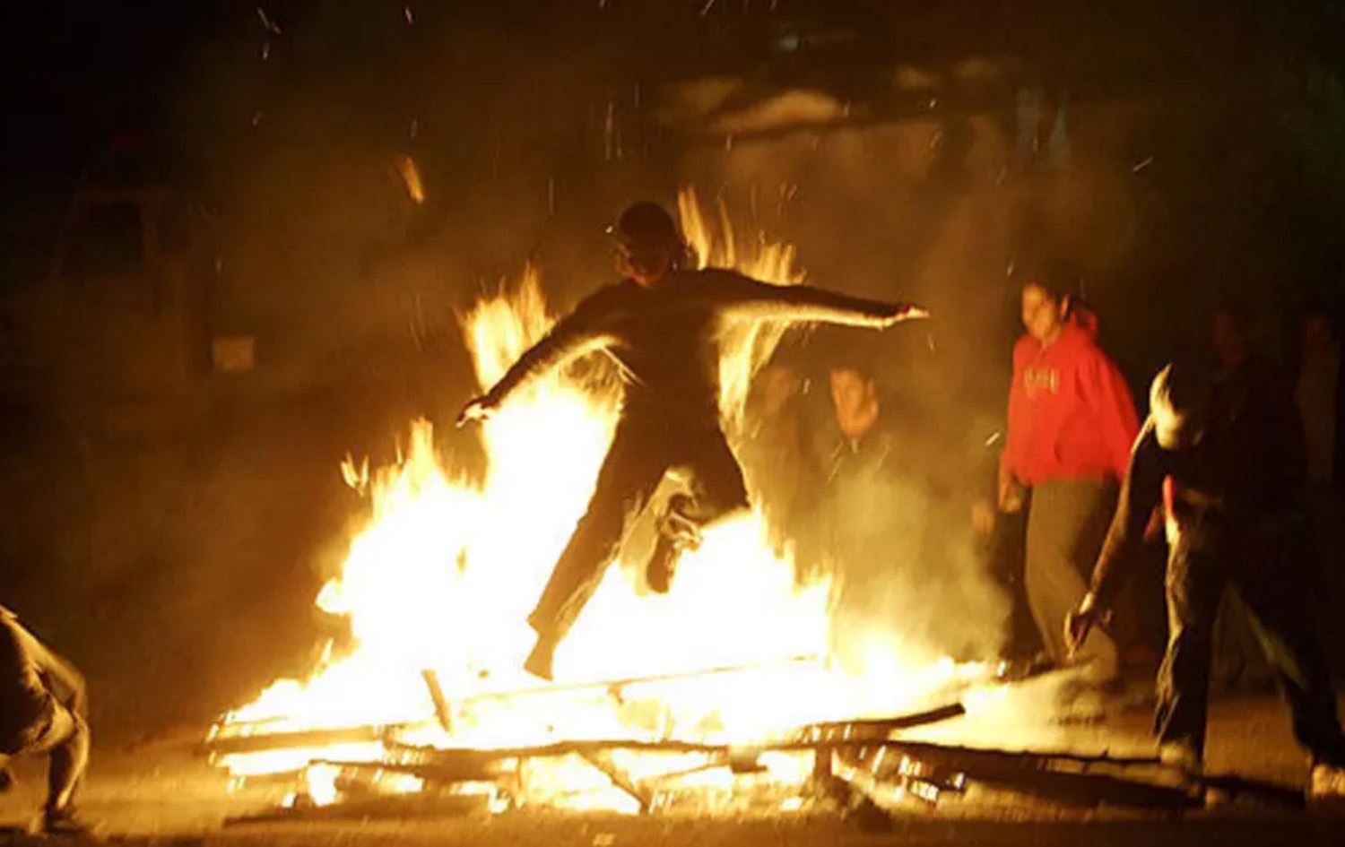 بەڕێوەچوونی رێوڕەسمی چوارشەممەسووری