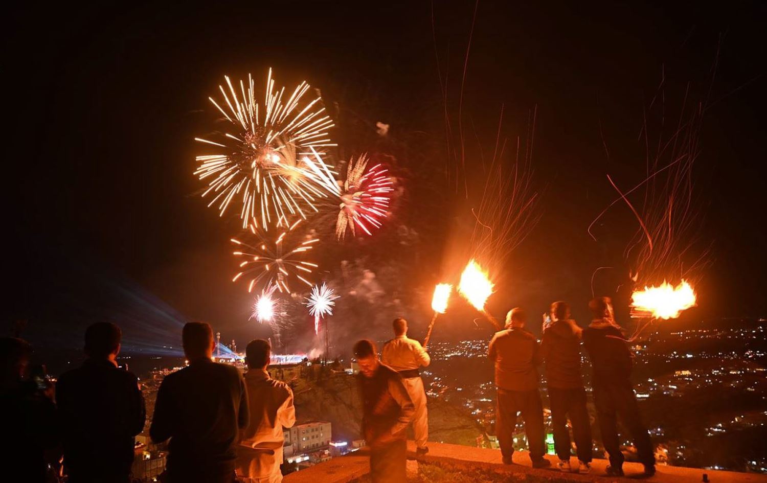 یاریی ئاگرین بۆ یادکردنەوەی نەورۆز. 