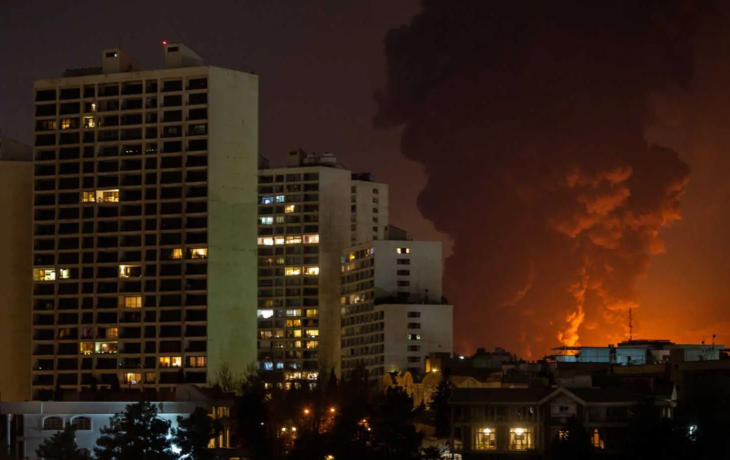راپرسی: زۆربەی کەنەدییەکان دەیانەوێ وڵاتەکەیان لە جەنگی ئێراندا بێلایەن بێت
