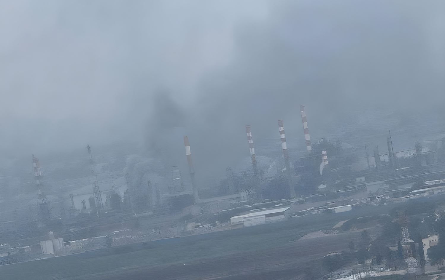 إيران تعلن استهداف محطة للطاقة في حيفا بعد هجوم على "بارس"