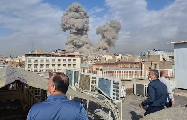 رێکخراوێک: بەهۆی هێرشەکانەوە زیاتر لە 3000 کەس لە ئێران کوژران