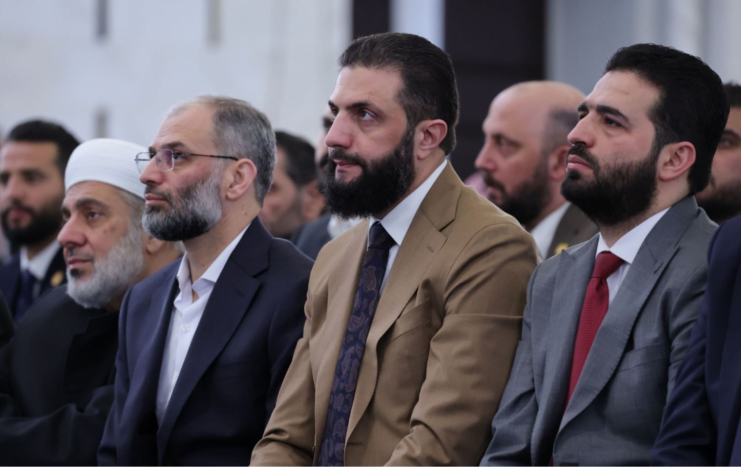 الشرع: تريّثنا في عقد جلسة مجلس الشعب لانضمام ممثلي دير الزور والرقة والحسكة 