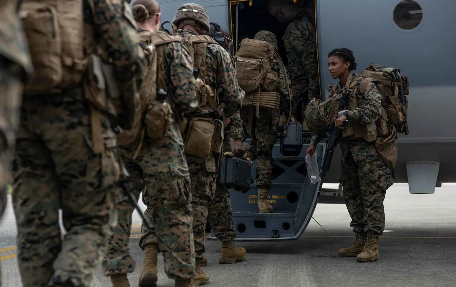 عناصر مارينز - ارشيف