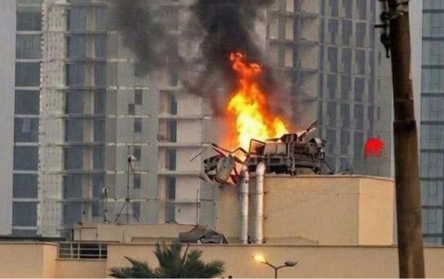 دیمەنی هێرشێکی سەر باڵیۆزخانەی ئەمریکا لە بەغدا