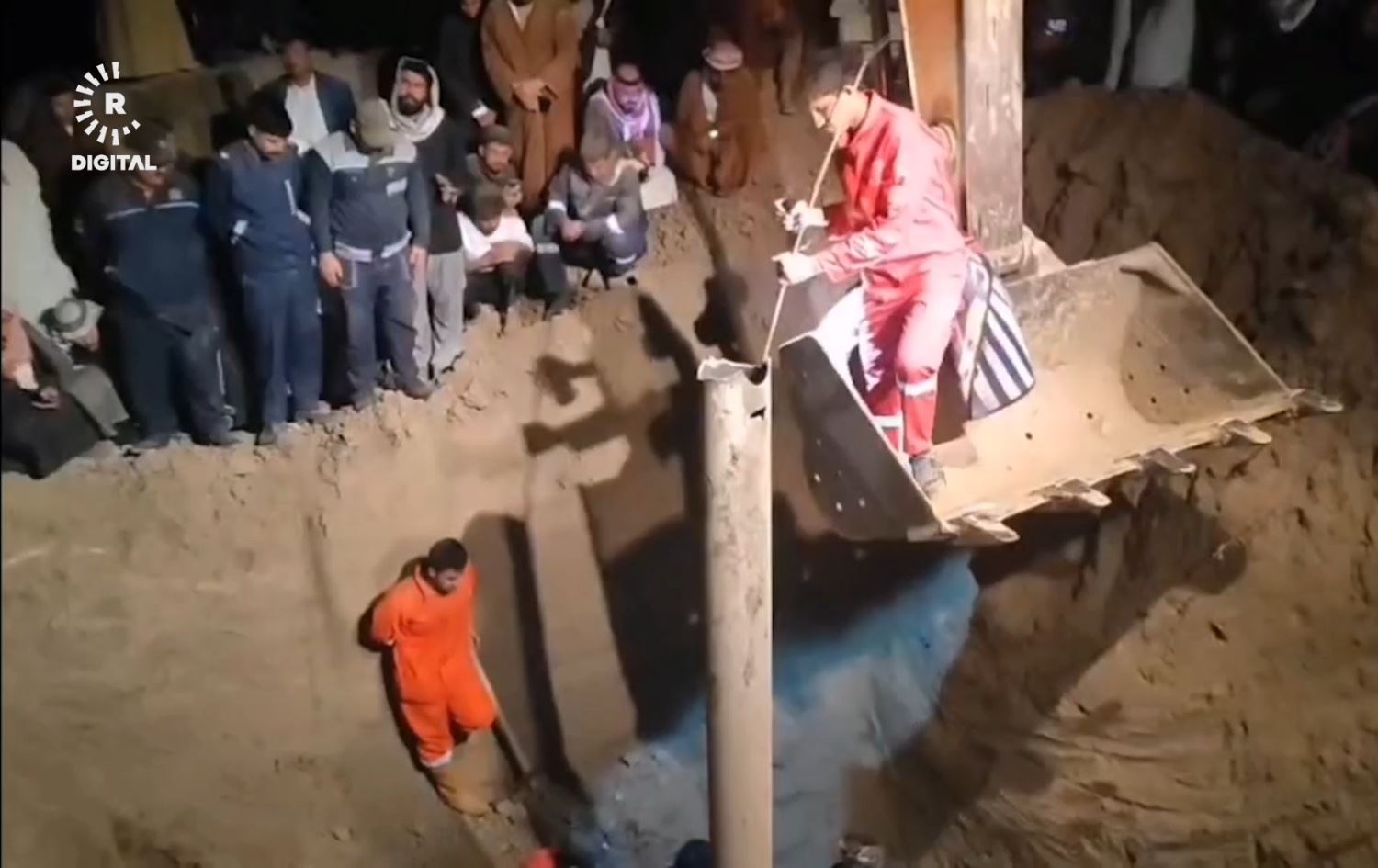 ساتی دەرهێنانی تەرمی منداڵەکە