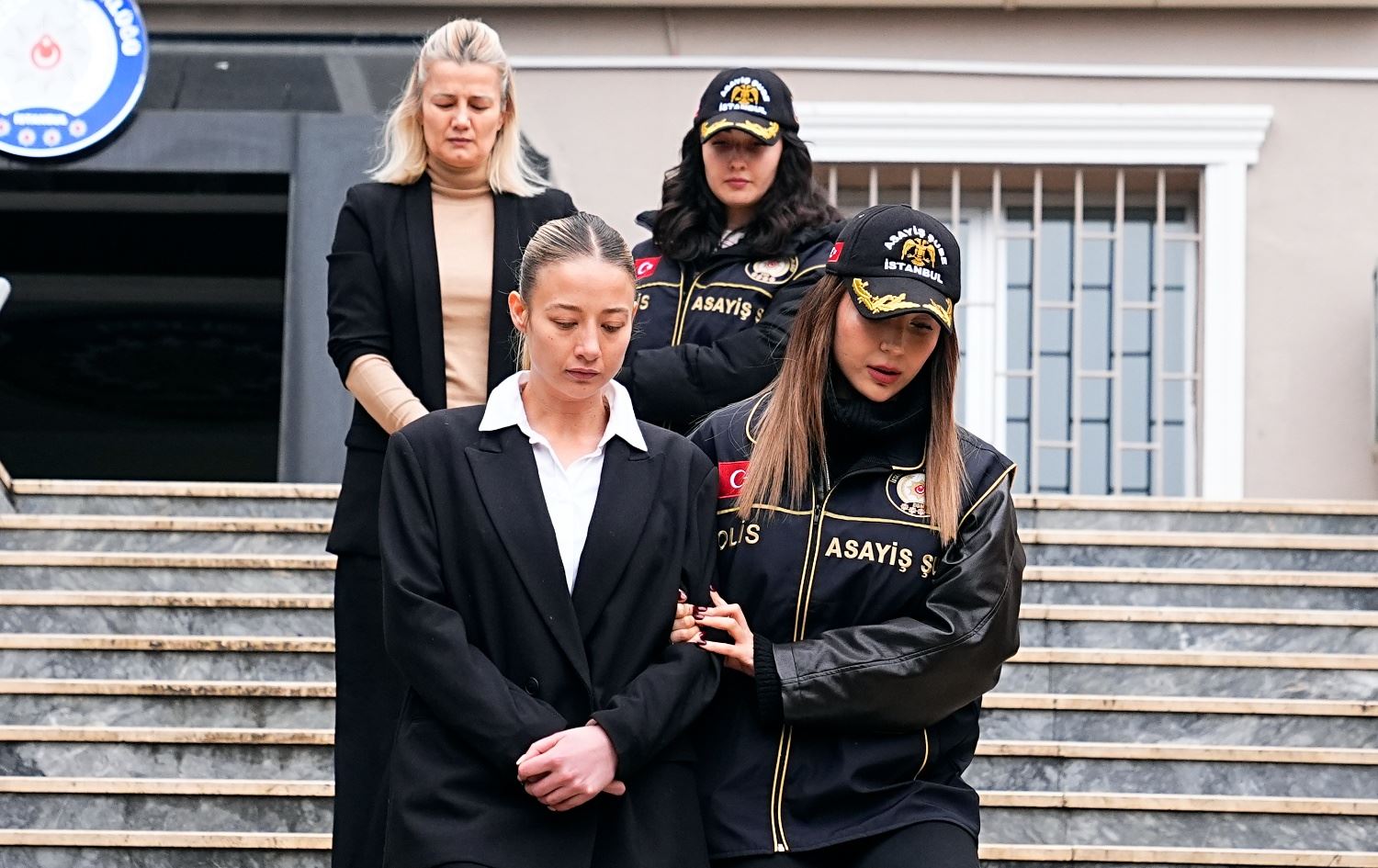 Cinayetin işlenmesine sebep olan anne ve kızı tutuklandı / Fotoğraf: AA 