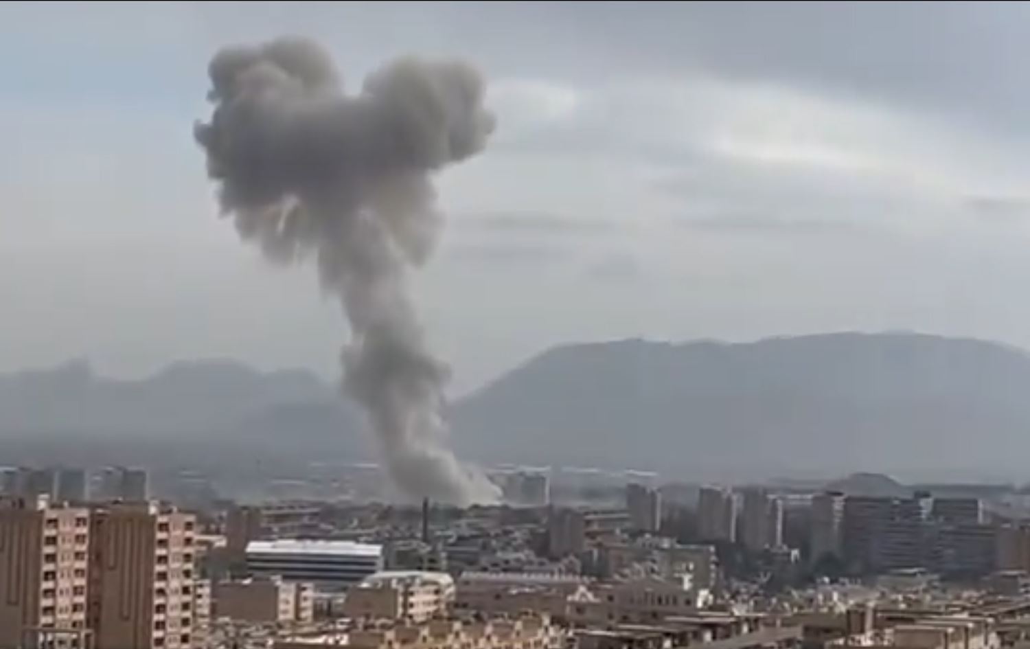 هێرشکرایە سەر بەڕێوەبەرایەتیی گازی ئیسفەهان و وێستگەیەکی کارەبا لە خوڕەمشەهر