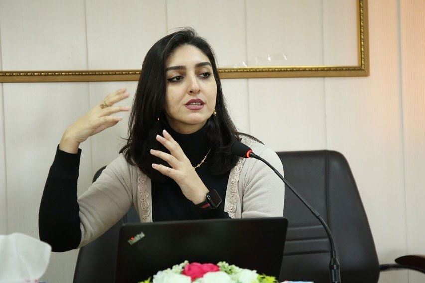 دکتۆر پگا سەیدی، دەروونناس و چارەسەرکاری دەروونی.