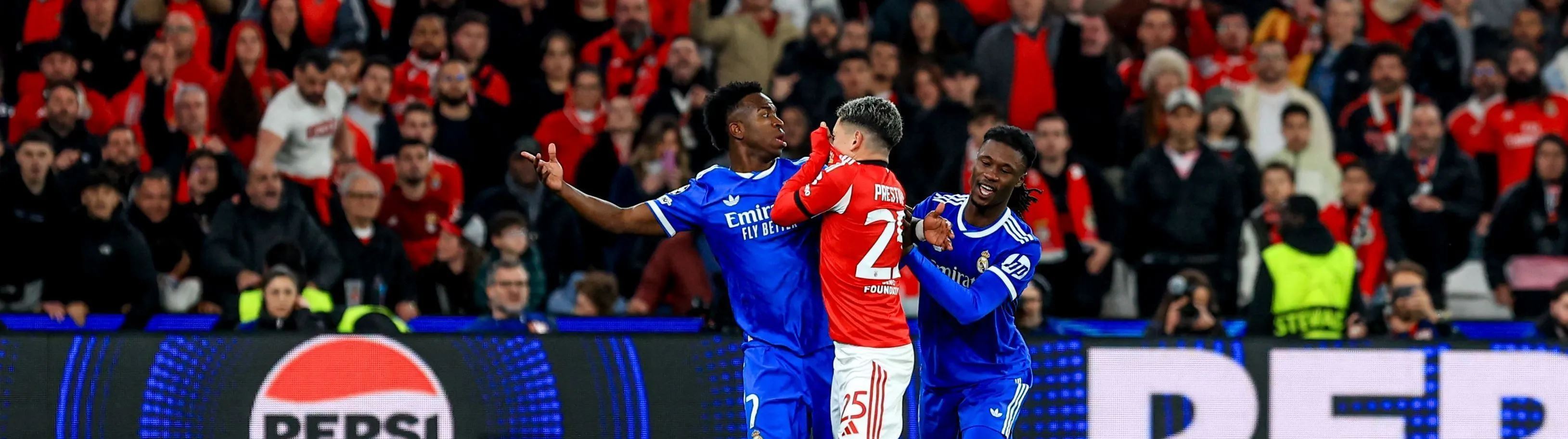 دیمەنێکی یارییەکە