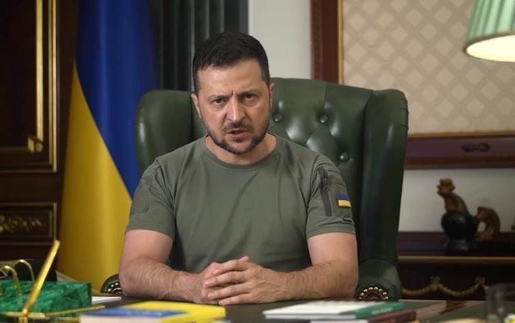 زيلينسكي في السعودية لإبرام اتفاقية للأمن الجوي