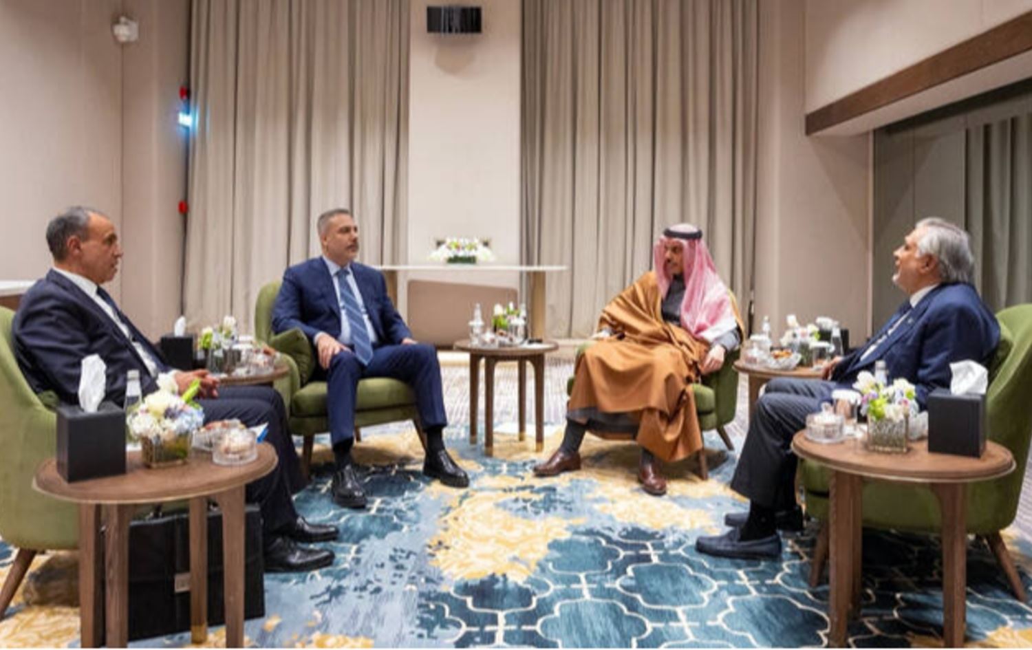 پاکستان میوانداریی سعودیە، تورکیا و میسر دەکات بۆ تاوتوێکردنی جەنگی رۆژهەڵاتی نێوەڕاست