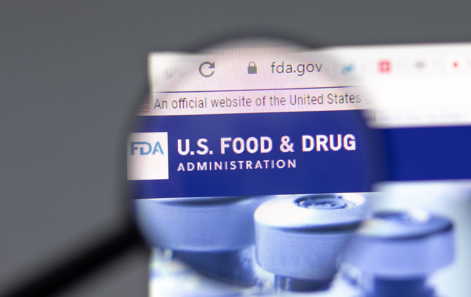 ئاماژەیەک بە پەسندکردنی دەرمان لەلایەن FDA.