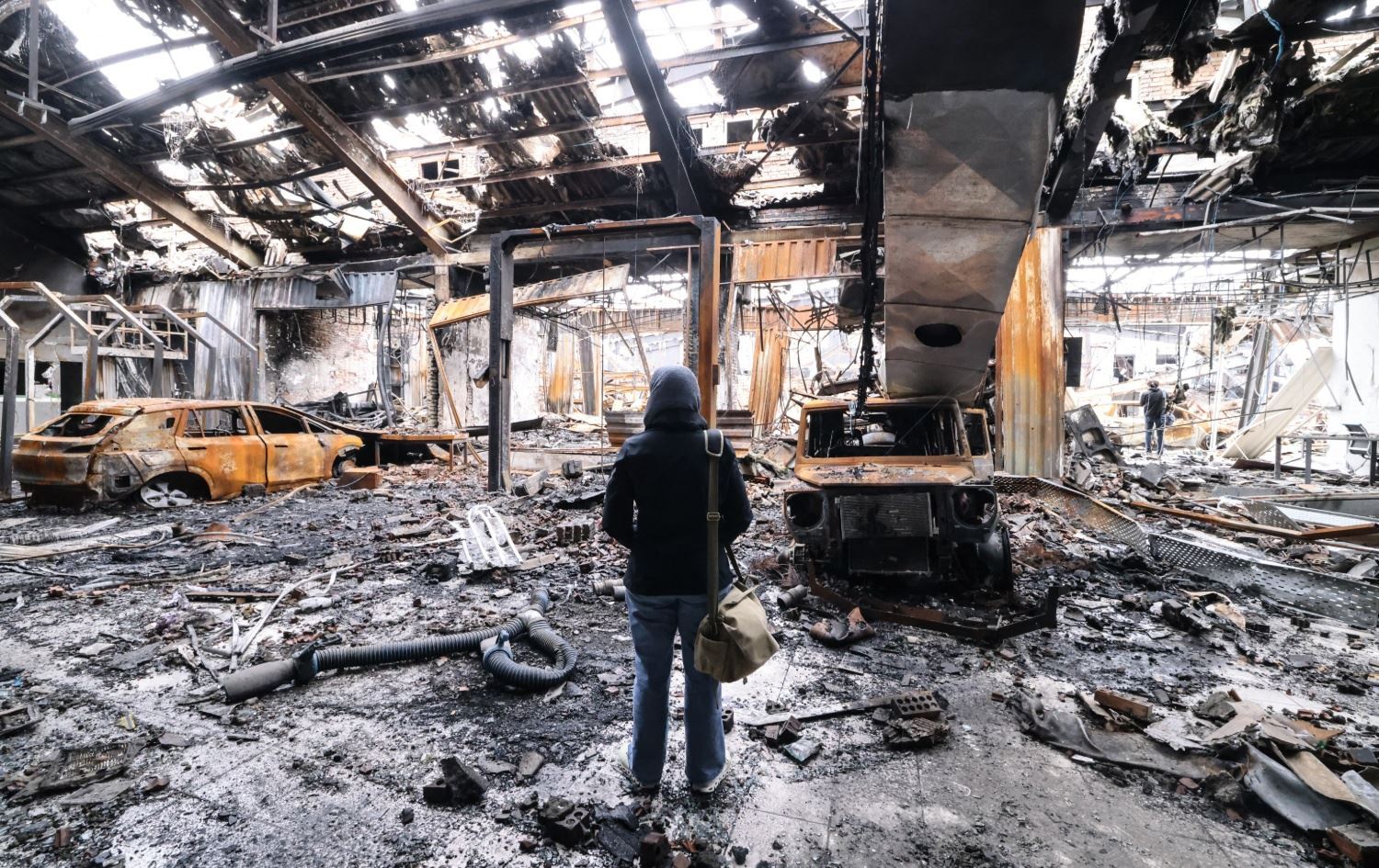 آثار وبقايا القصف الإسرائيلي على طهران. الصورة: AFP