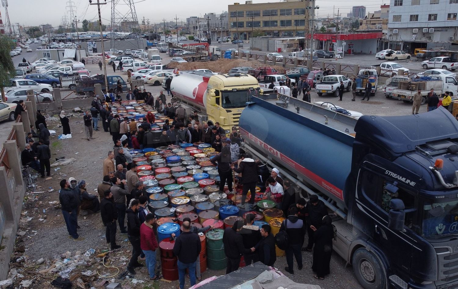 نۆرەی وەرگرتنی نەوتی سپی. وێنە: بڵند تاهیر-رووداو