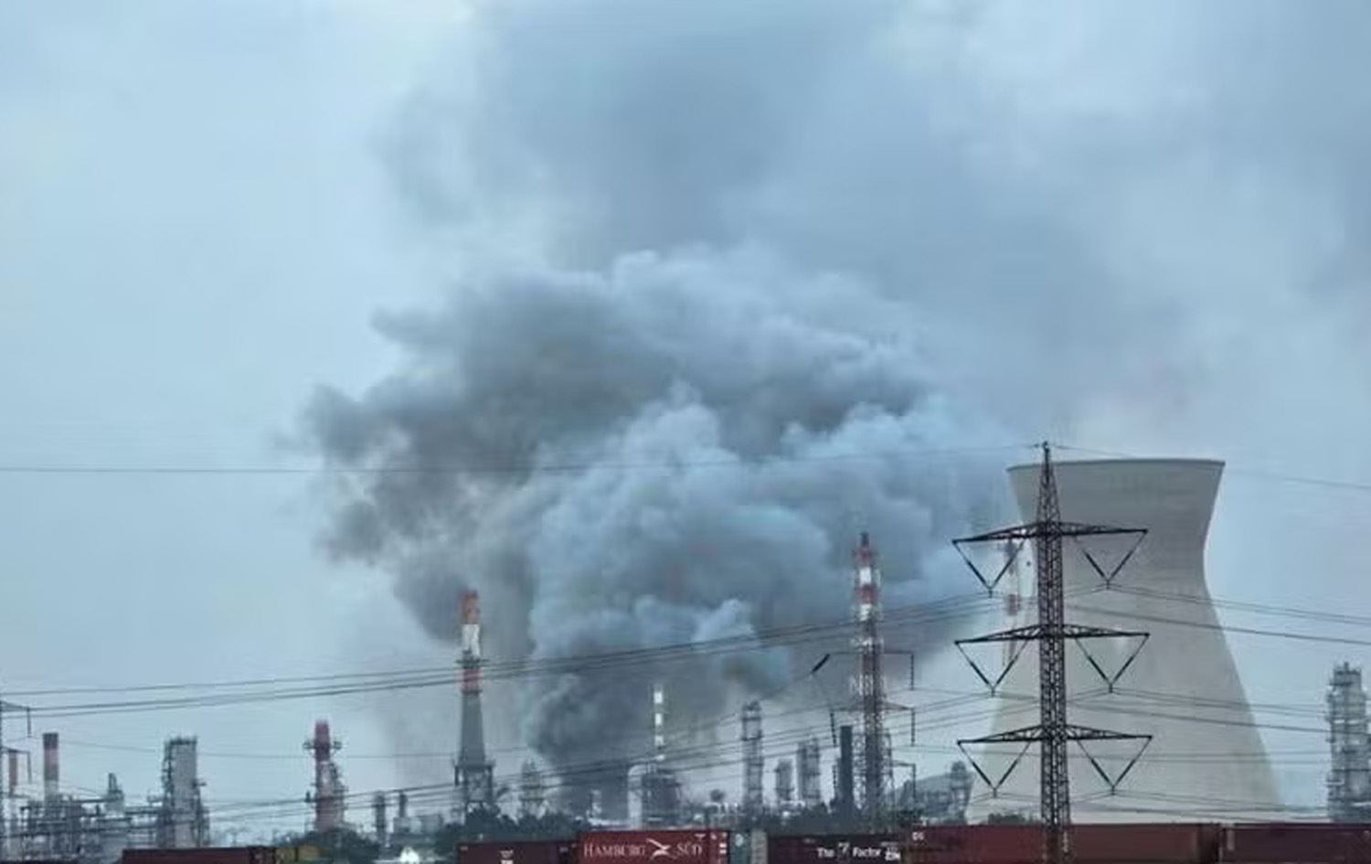 فەرمانگەی قەیرانەکان لە پارێزگای تەورێز دەڵێ، دۆخەکە لەژێر کۆنترۆڵدایە. وێنە: Reuters