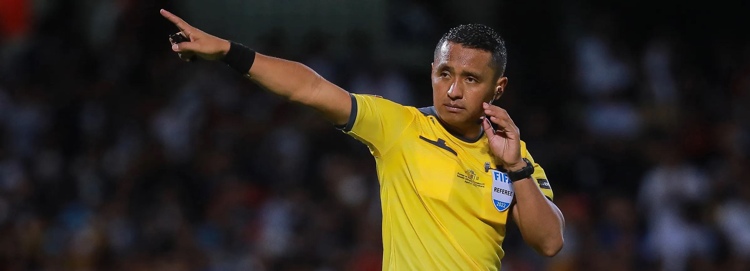 ئیڤان بارتۆن