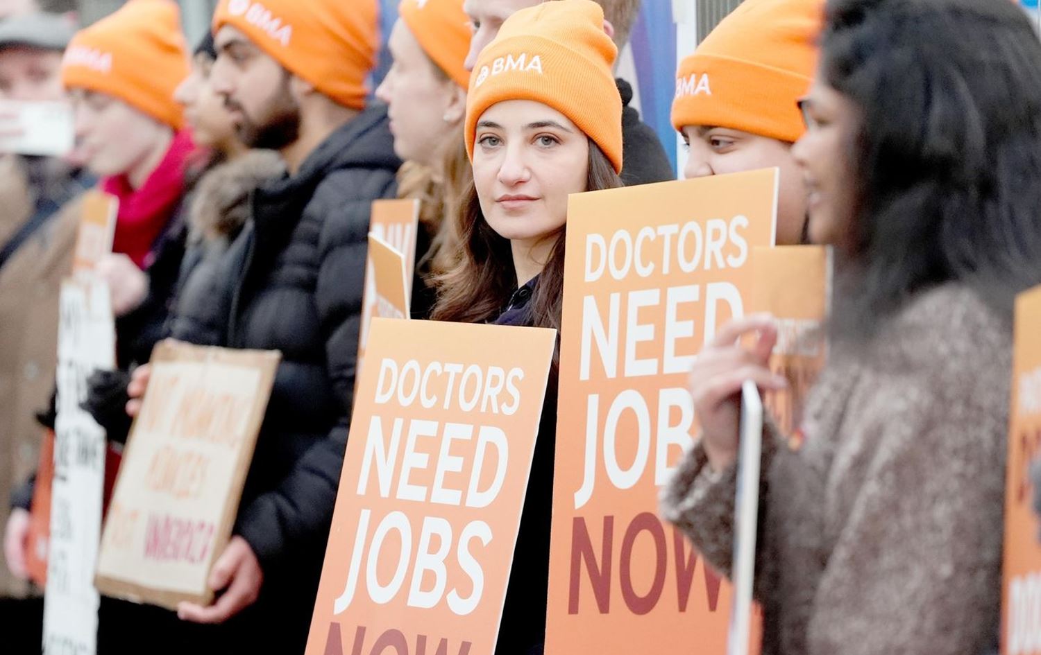 هەفتەی داهاتوو پزیشکانی خولاوی بەریتانیا بایکۆت دەستپێدەکەن