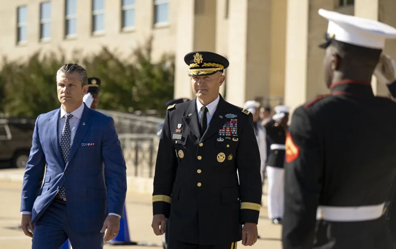 سوپاسالار و وەزیری جەنگی ئەمریکا 