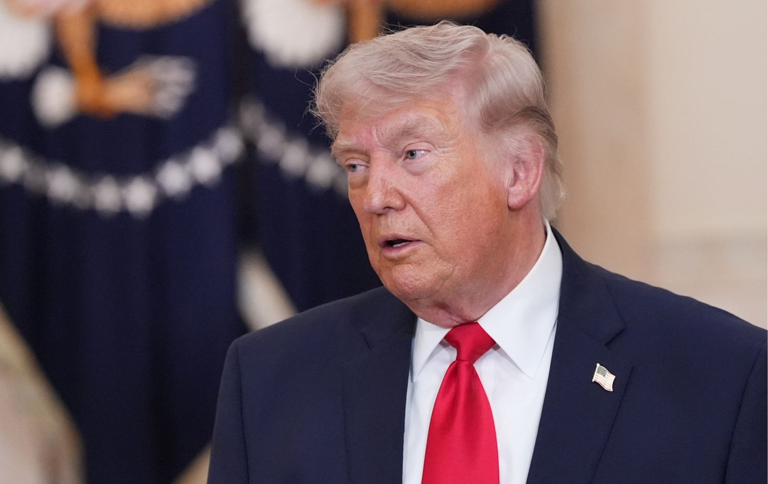 ترمب يتوعد بتدمير ما تبقى في إيران