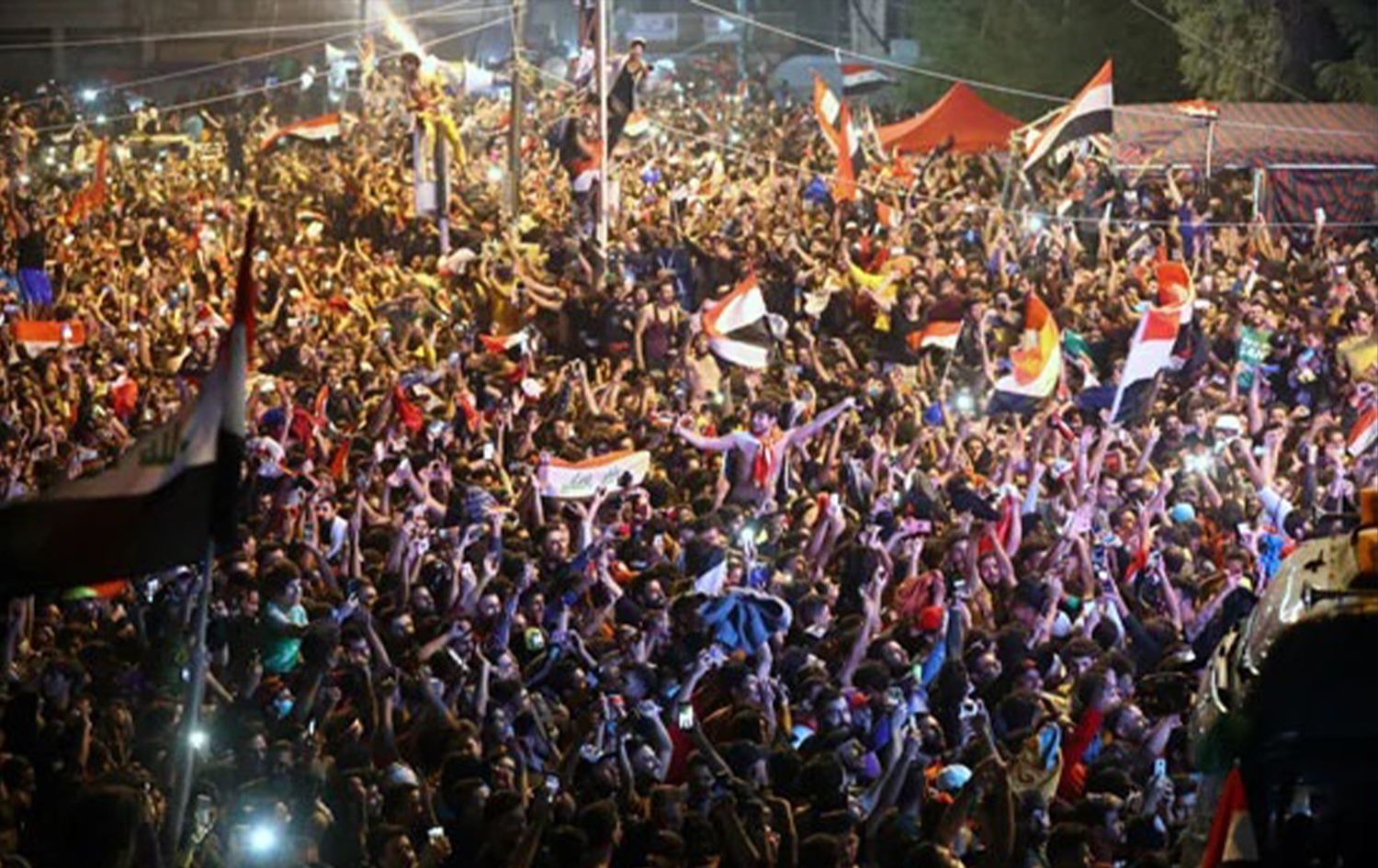 لاعبو المنتخب الوطني العراقي بعد الفوز على فيتنام - AFP