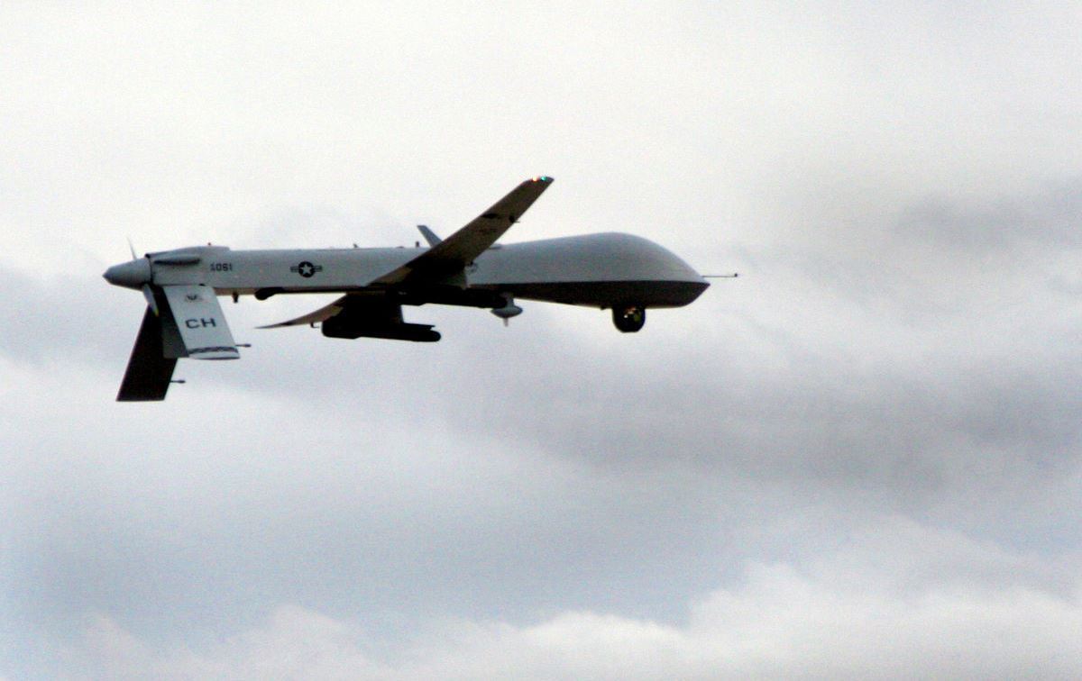 Basra’da petrol sahalarına dron saldırısı: ABD’li şirketin deposu hedef alındı    