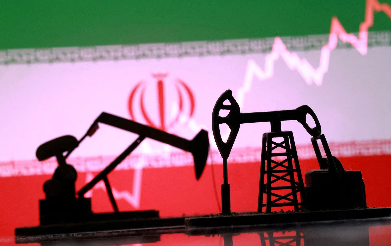 هیندستان کڕینی نەوتی ئێران پشتڕاست دەکاتەوە