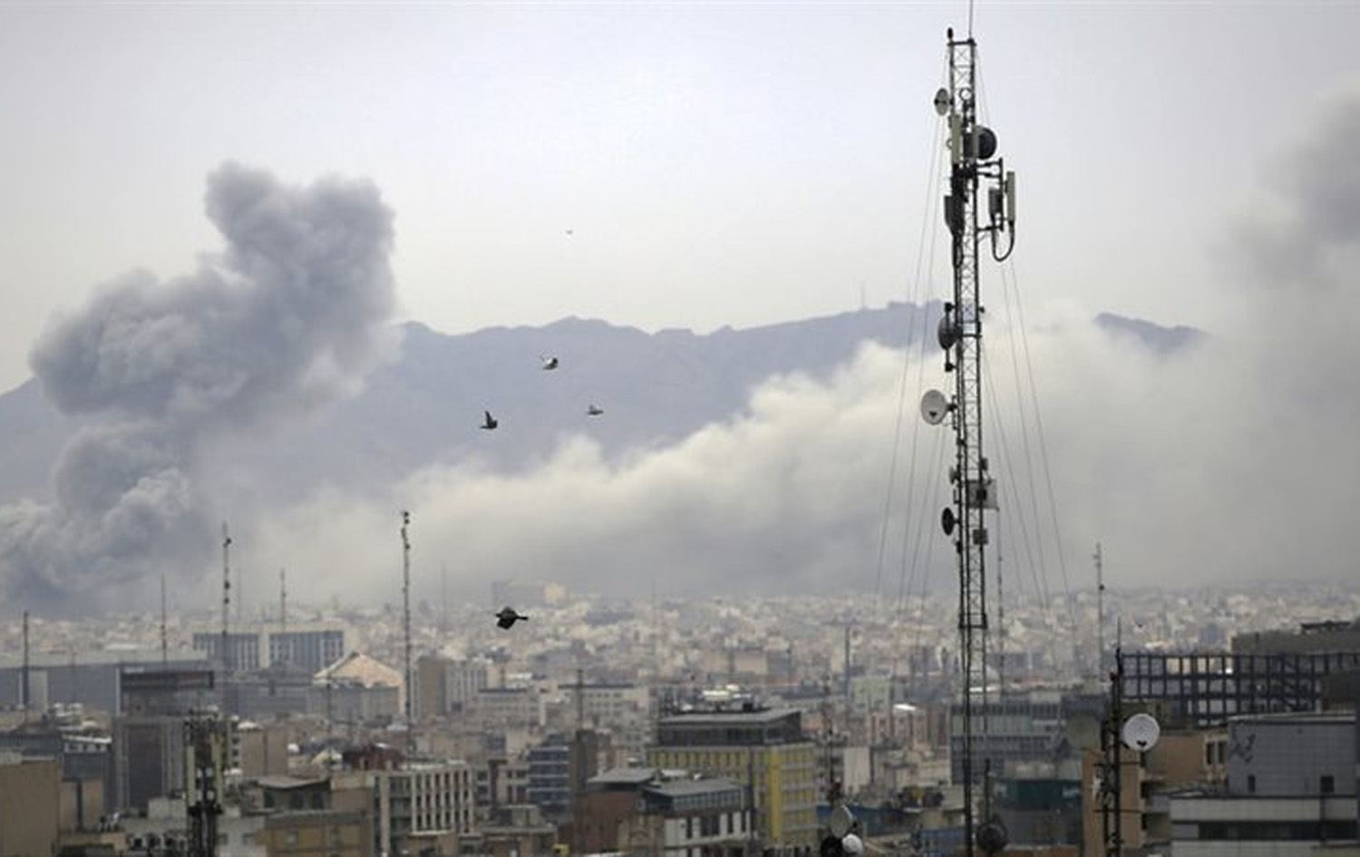 دیمەنی ساتی بۆردوومانێکی ئەمریکا و ئیسرائیل