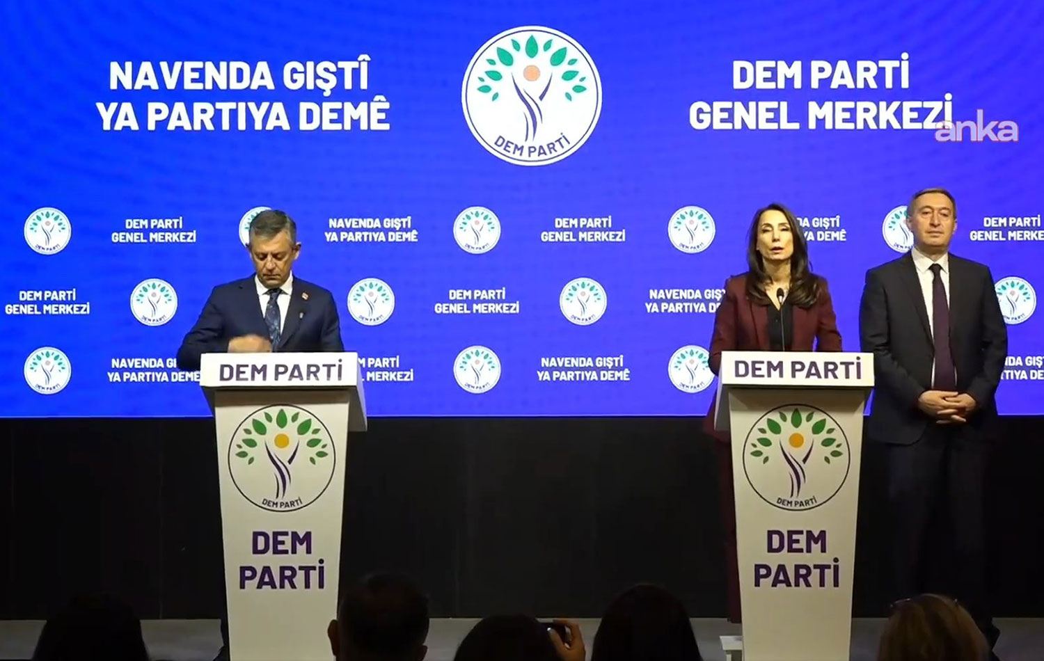 CHP Genel Başkanı Özgür Özel DEM Parti'yi ziyaret etti.