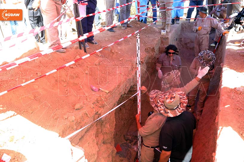 Li Hewlêrê kolandina gorên bi kom