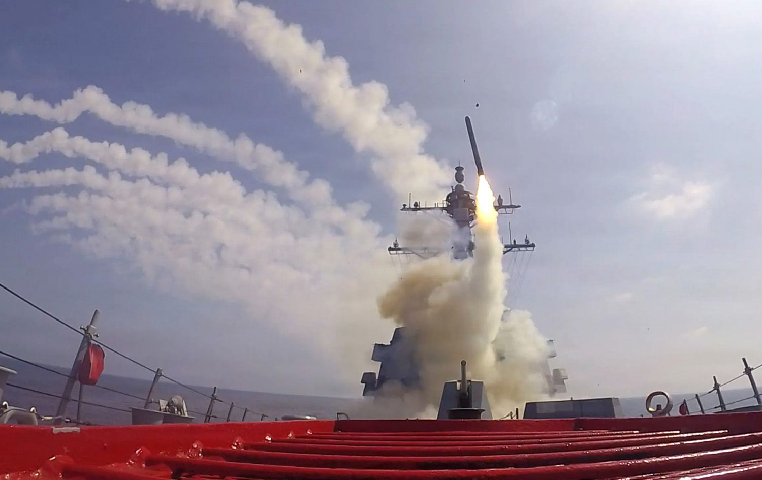 ساتی هەڵدانی مووشەکێکی تۆماهۆک