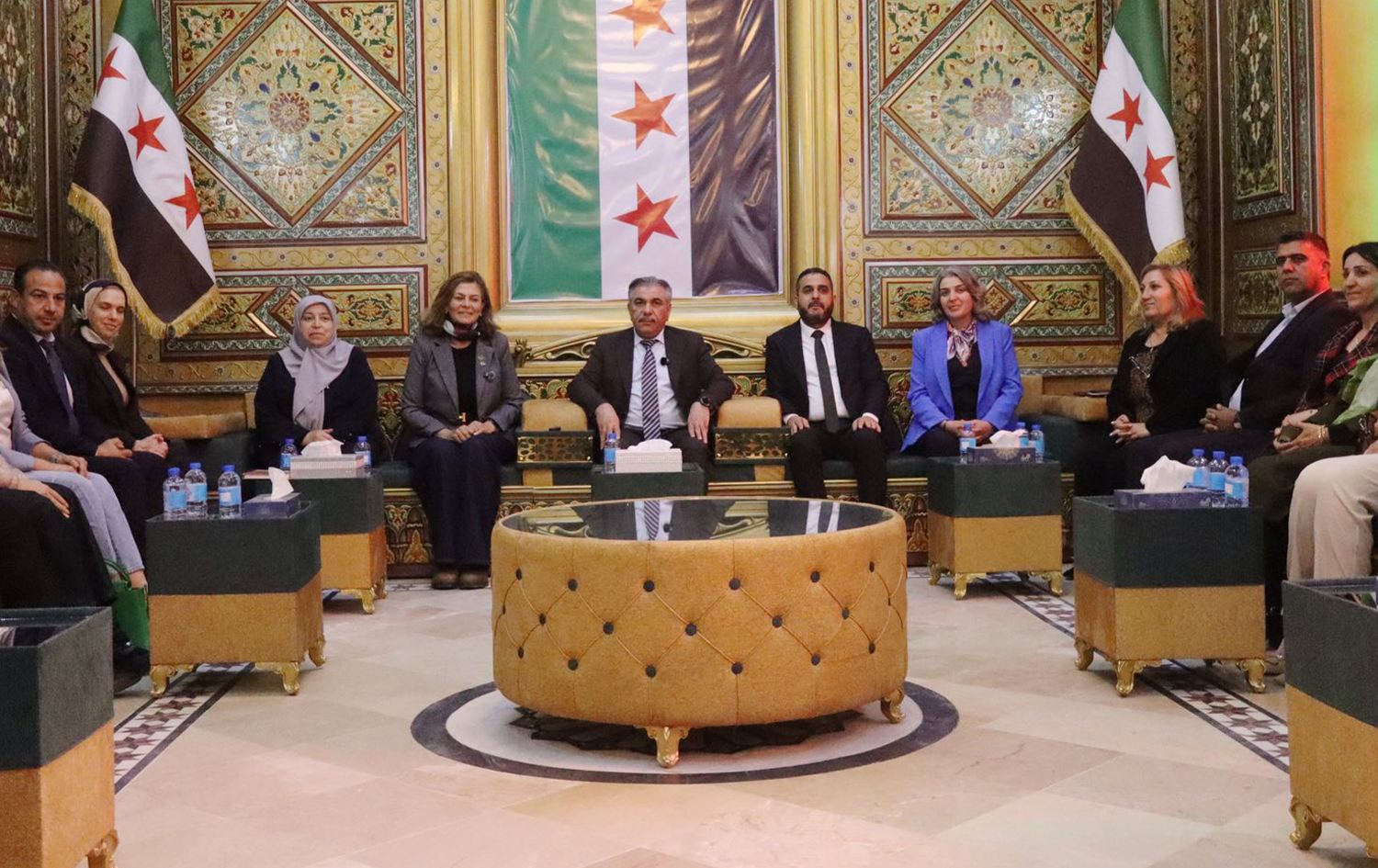 وفد وزارة الشؤون الاجتماعية والعمل السورية، في لقاء محافظ الحسكة