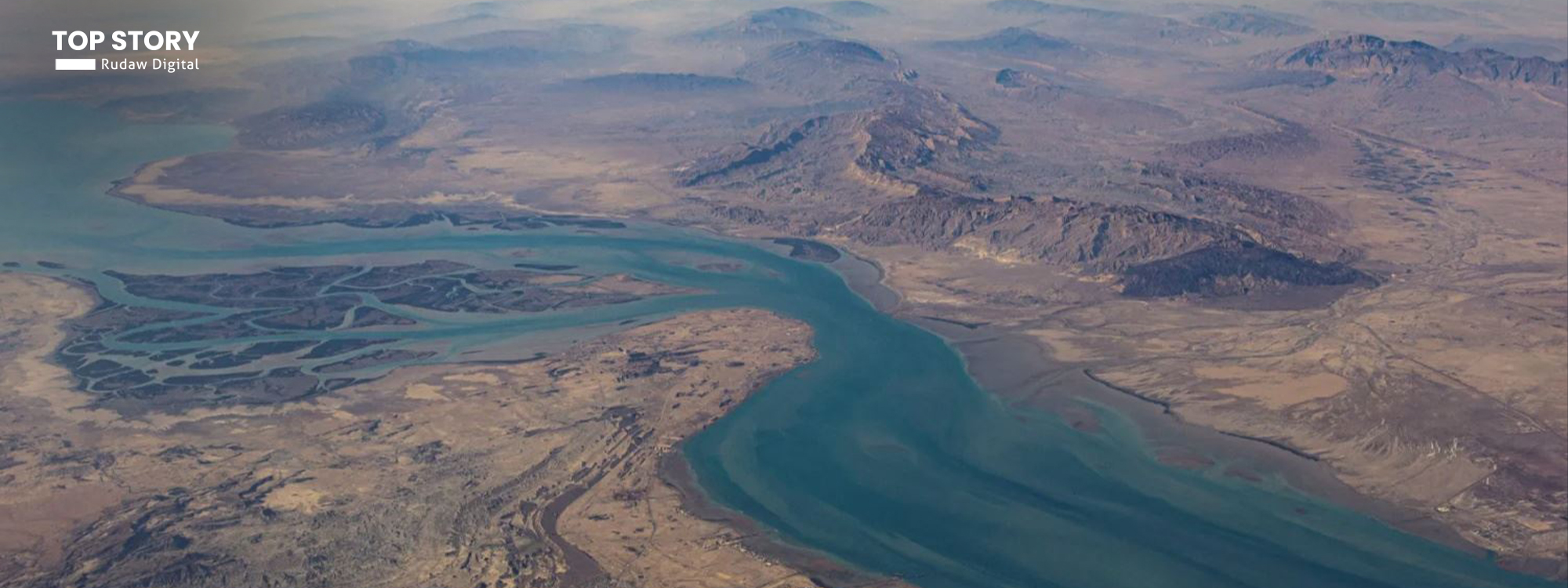 وكالة فارس: توقف عبور ناقلات النفط في هرمز بعد الهجوم على لبنان