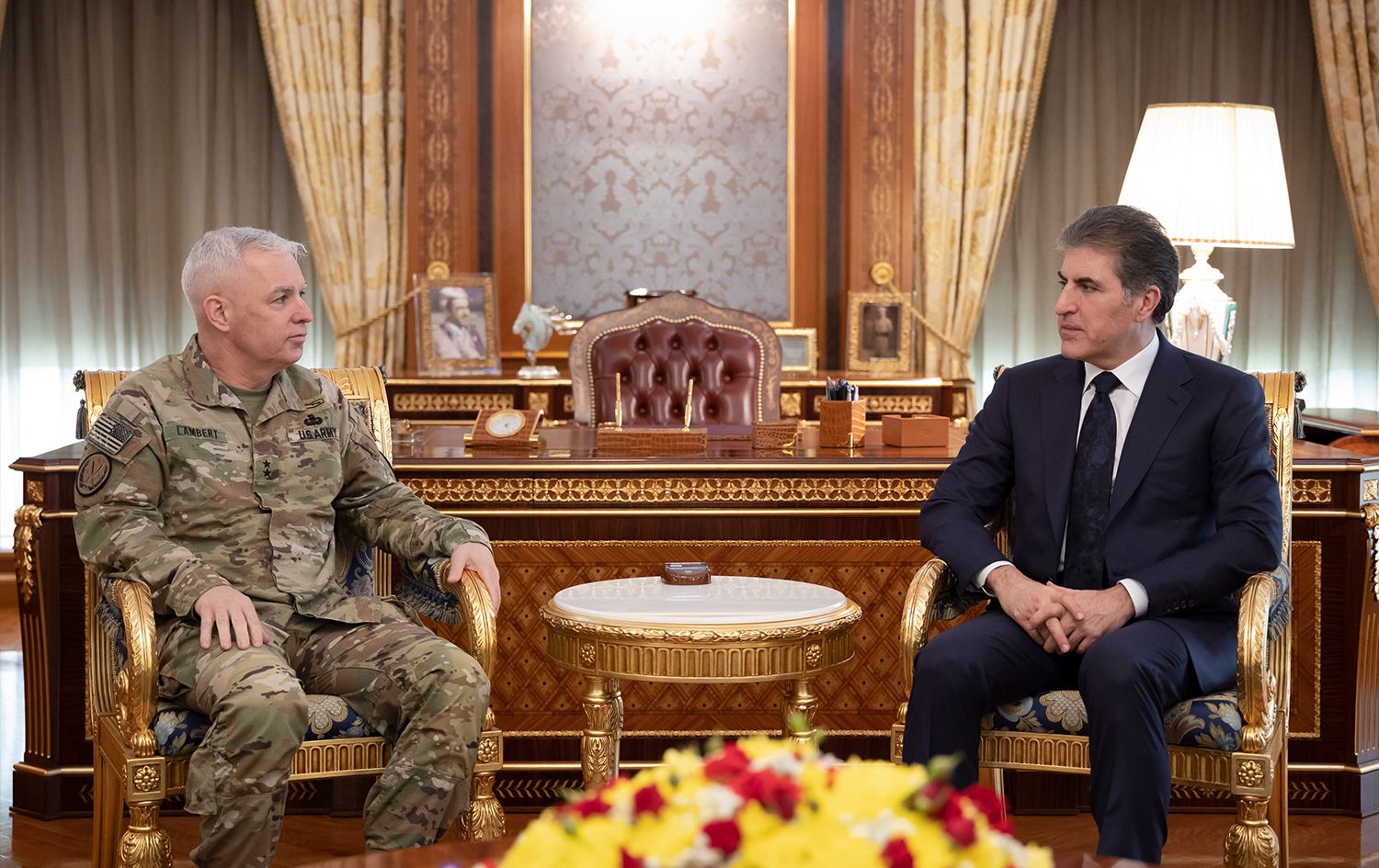 Nêçîrvan Barzanî û Kevin Lambert\ Wêne: Serokatiya Herêma Kurdistanê